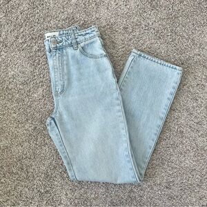 Rolla's Original High Rise Straight Jeans (Light Wash)